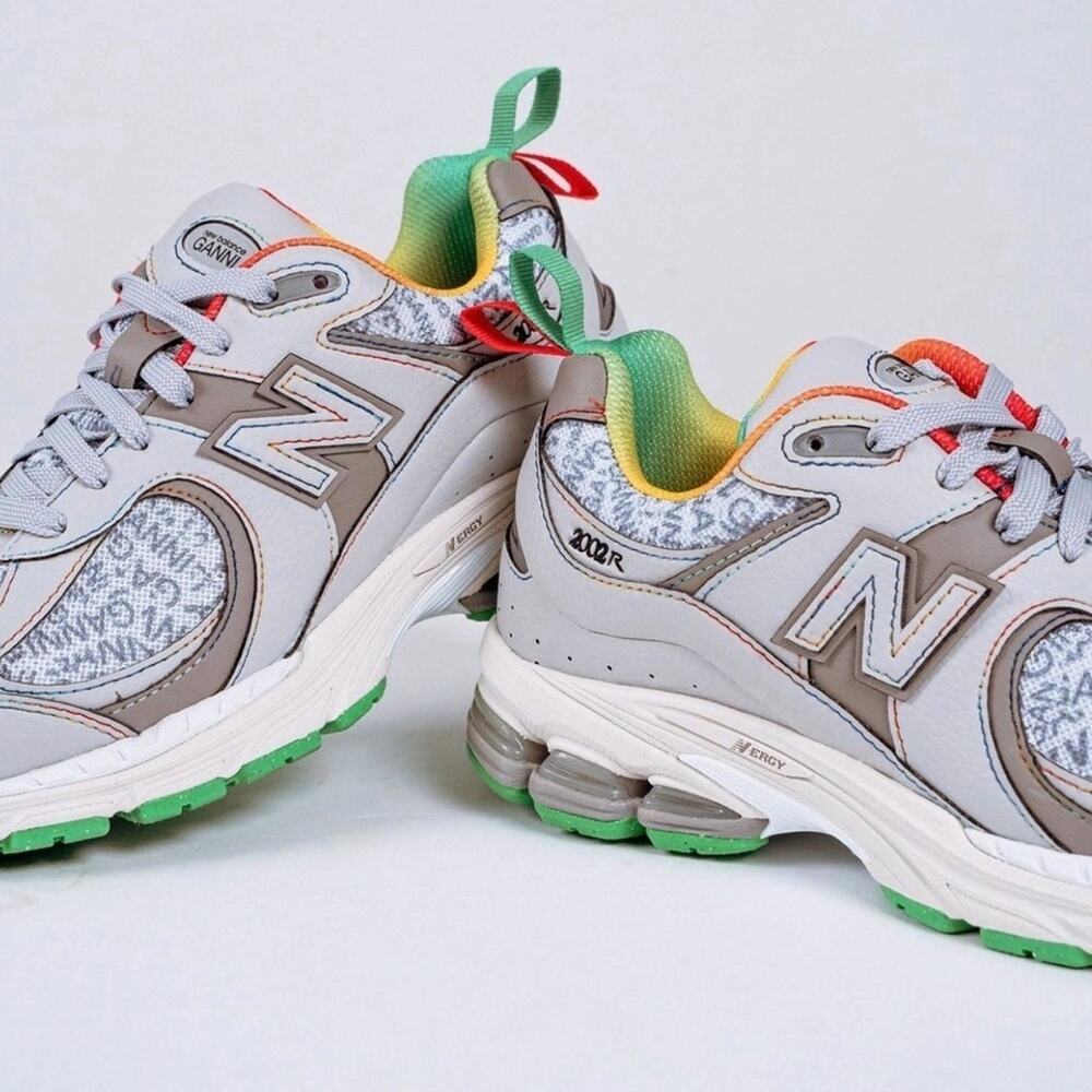New Balance 2002R Ganni Rain Cloud Collab RARE Size 9.5 Men’s/ size 11 Women’s - Picture 4 of 8